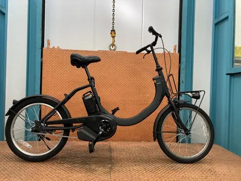【整備済み中古車/もらえるプラン】Panasonic(パナソニック) SW [ブラック] R-202